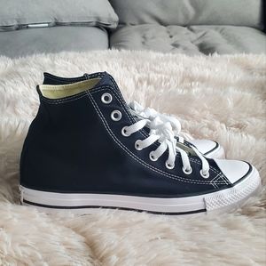 Converse Chucks high tops